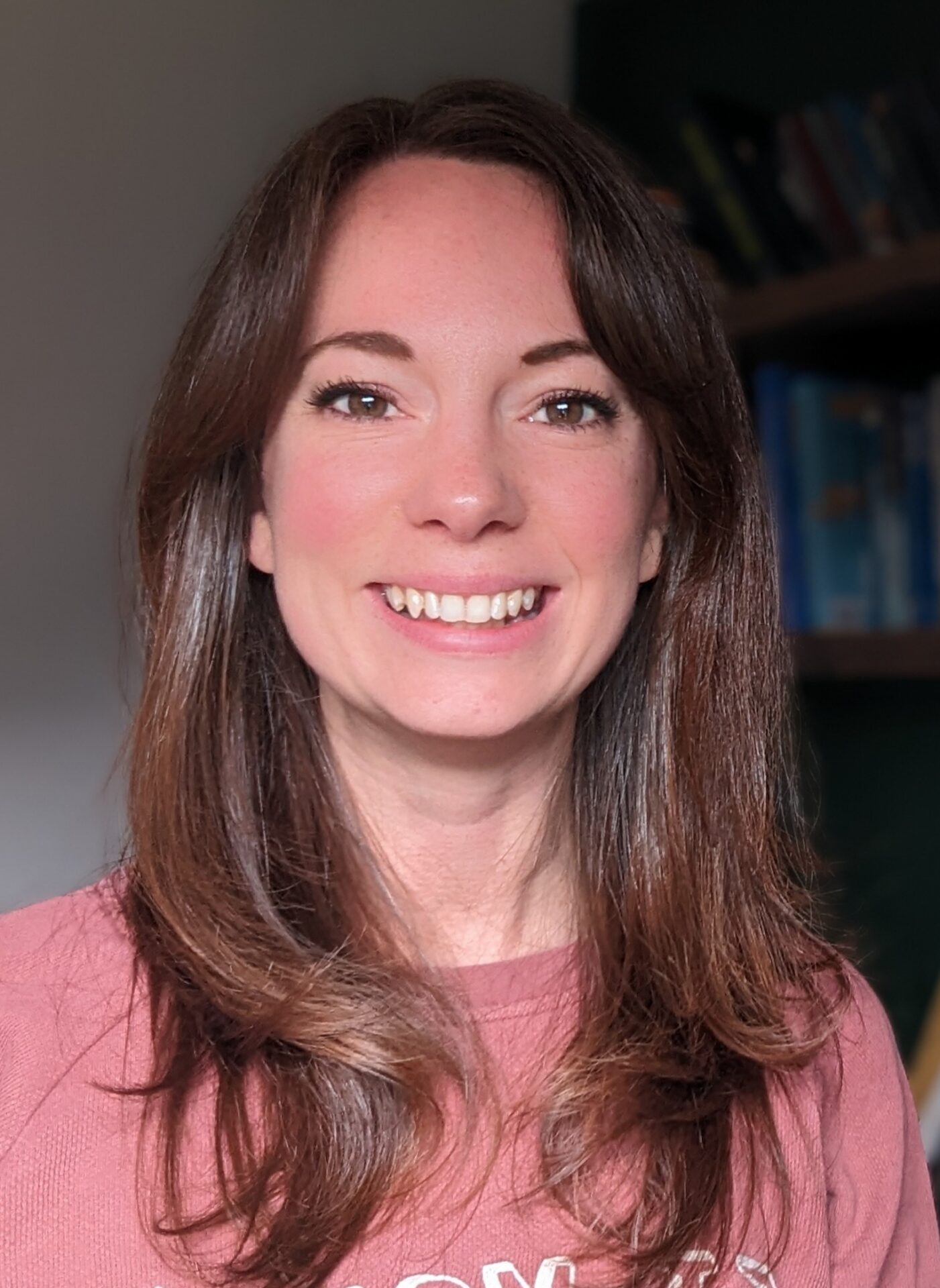 Dr Elizabeth Dundewey